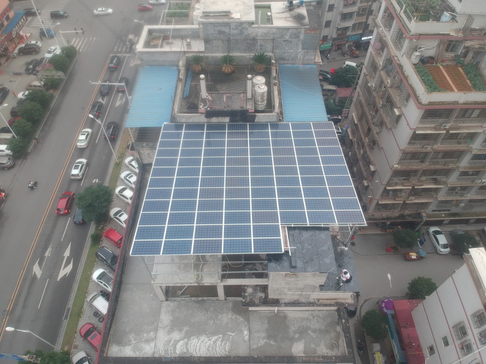 什么叫与修建连系的漫衍式光伏发电系统？