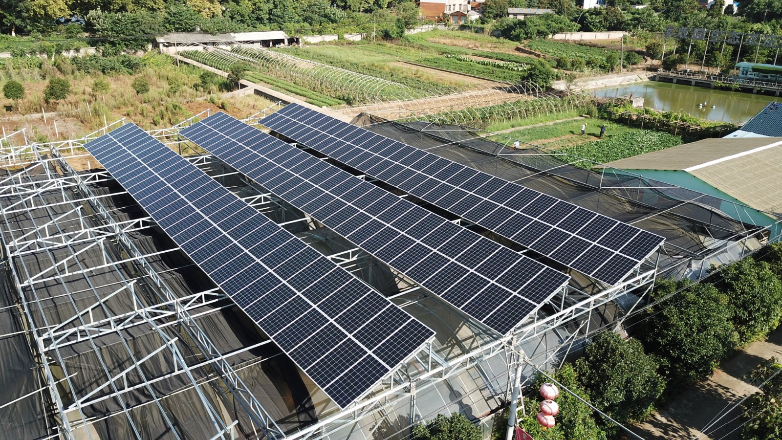 太阳能光伏发电，，，绿色环保，，，让你的生涯充满阳光