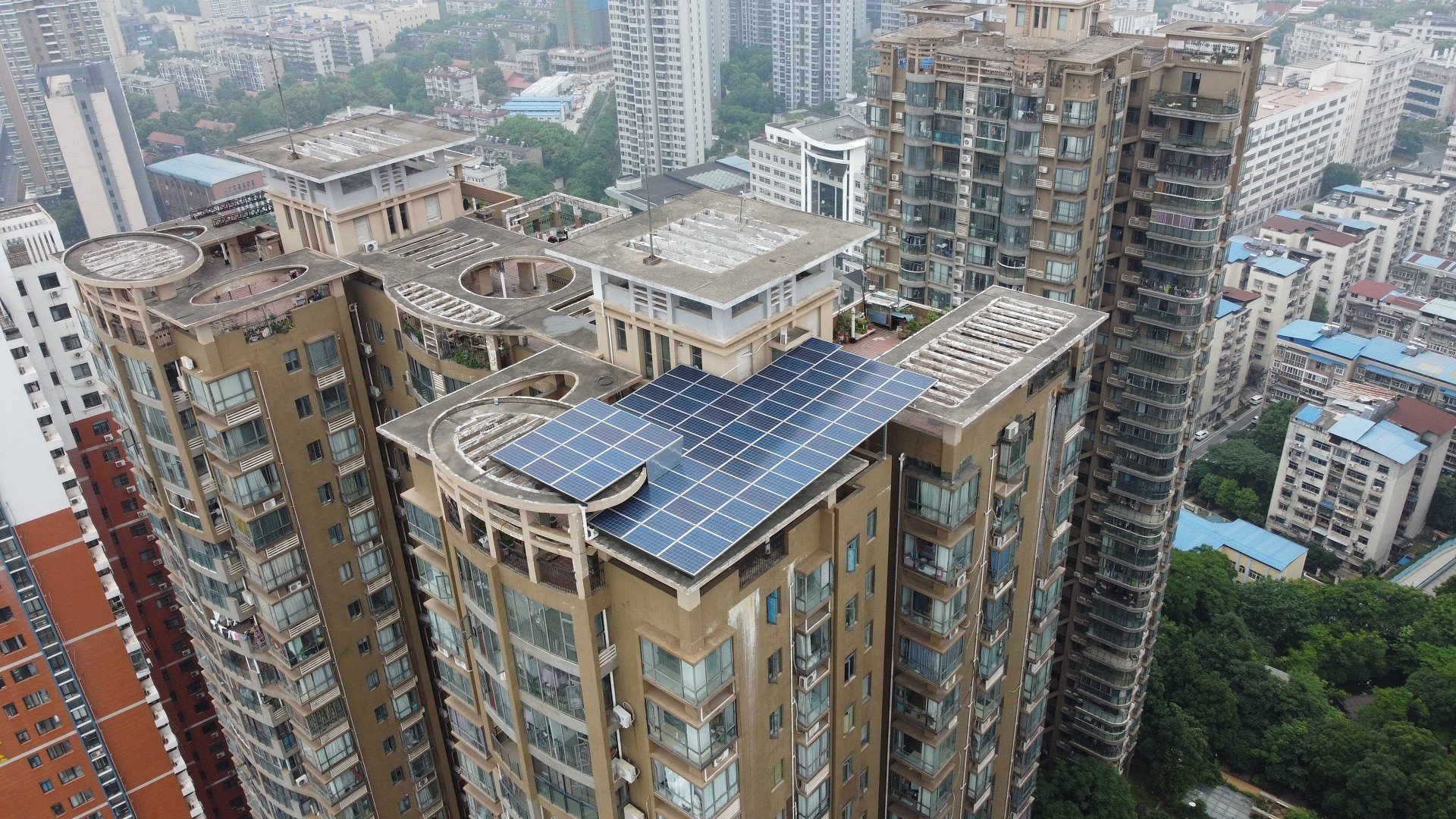 湖北人生就是搏绿色能源有限公司