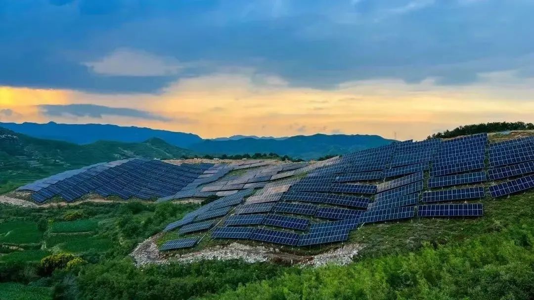 中央定调，发改委政策“三连发”，260亿津贴到账，光伏一周迎四大利好！！